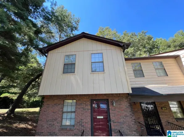 656 Valley Crest Dr, Birmingham, AL 35215