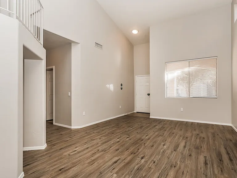 68 W Camino Presidio Quemado — Photo 4