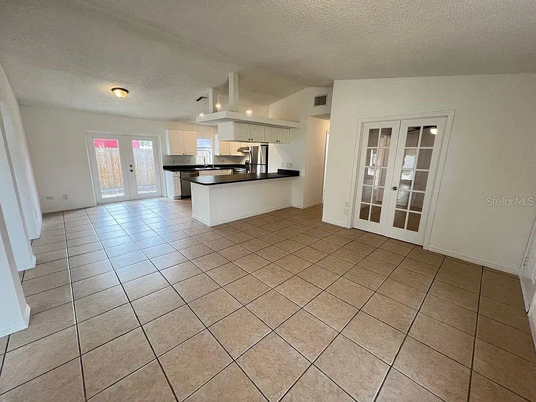 2773 Cypress Dr #C — Photo 7