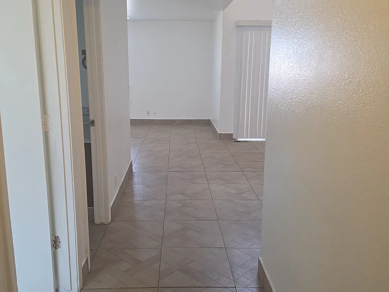1655 Clarkson Dr #42 — Photo 2