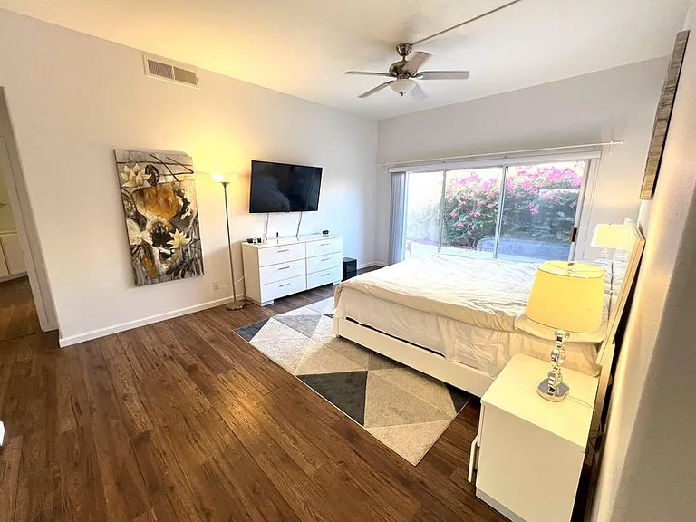 54 Pine Valley Dr — Photo 17