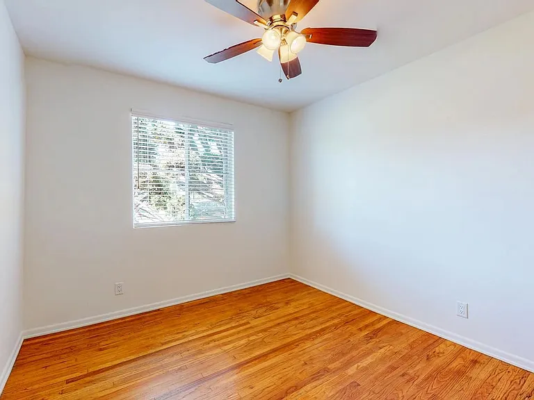 3186-92 Barrington Ave #3192-A — Photo 12