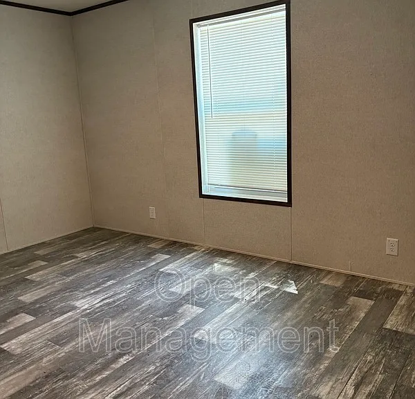 1400 Cleveland Rd #11 — Photo 6