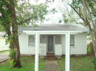 112 Front St, Freeport, TX 77541