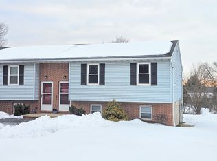 12 Muddy Creek Church Rd APT 3, Denver, PA 17517