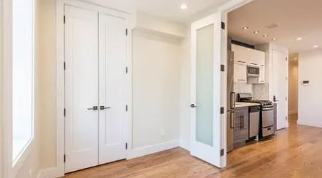 Rented by Lev Mavashev, LREB