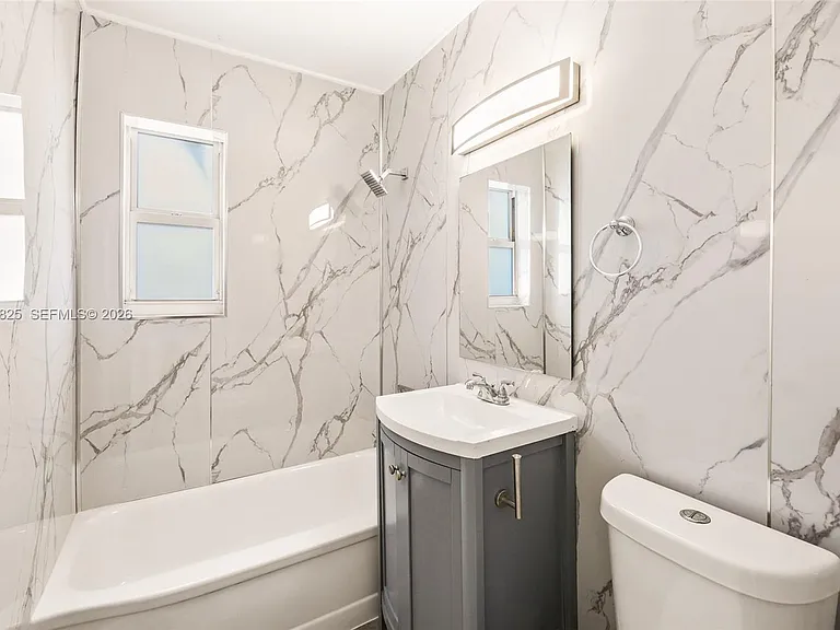 7340 Harding Ave #8 — Photo 18
