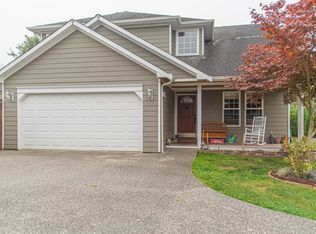 1520 Bonnie Pl, Mount Vernon, WA 98274