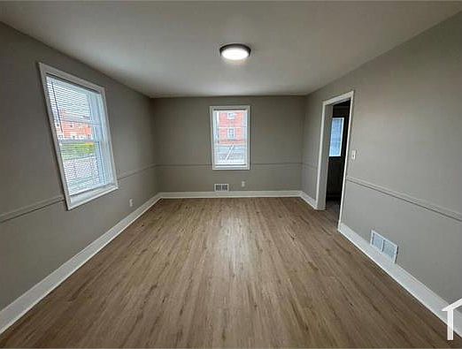 3rd image of 3621 Bonview Ave