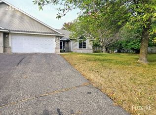 2858 Aldrich Trl, Woodbury, MN 55125
