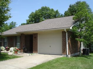 903 Juniper Dr, Maysville, KY 41056