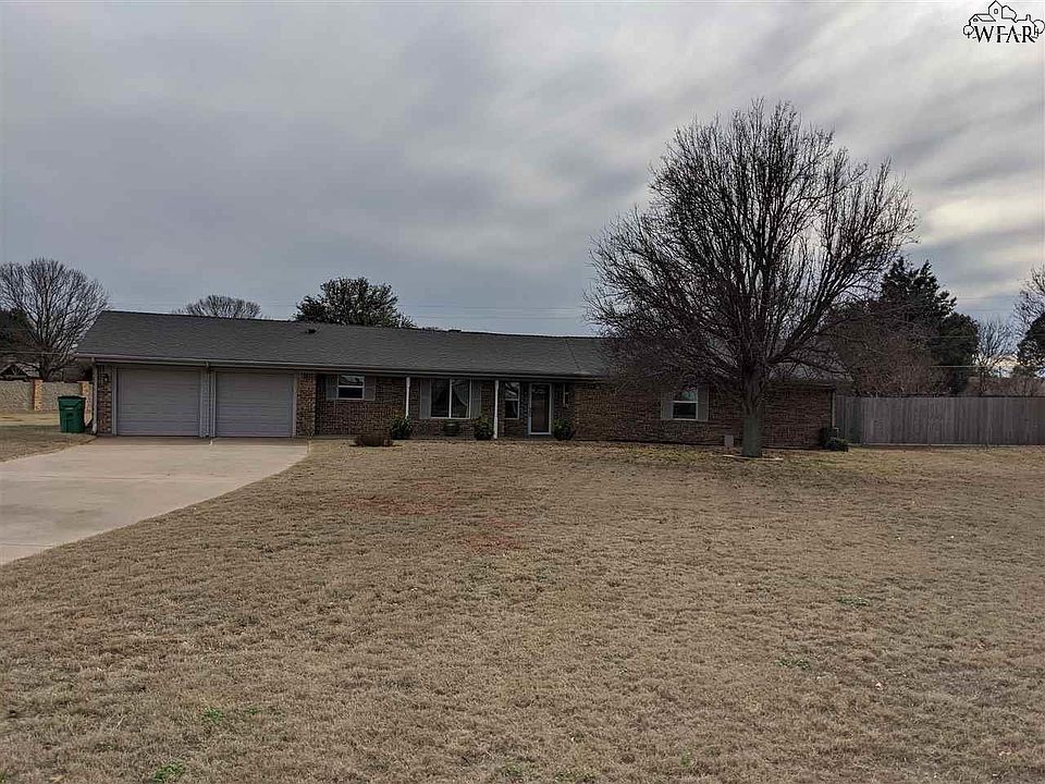 1st image of 1208 Sycamore Dr