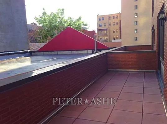 Rented by Peter Ashe | media 3