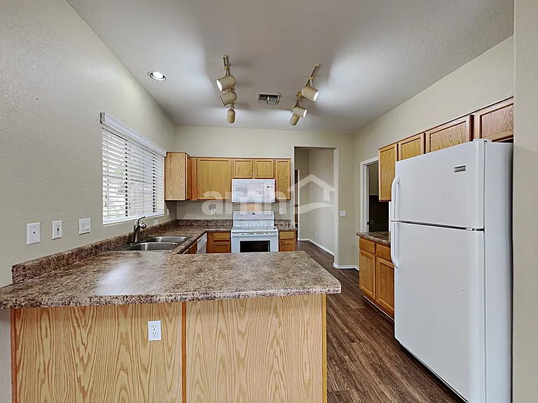 13369 W Evans Dr — Photo 3