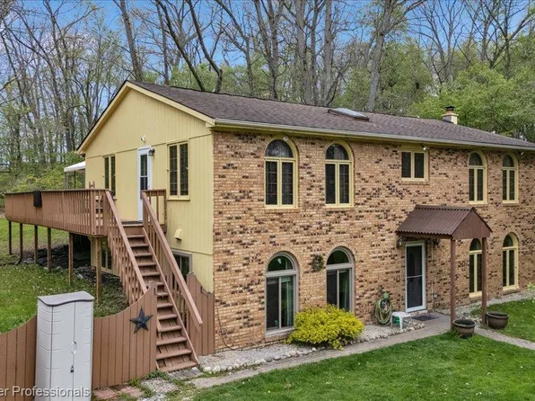3305 Ludwig Rd, Oxford, MI 48371