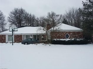 26865 Sleepy Hollow Dr, Westlake, OH