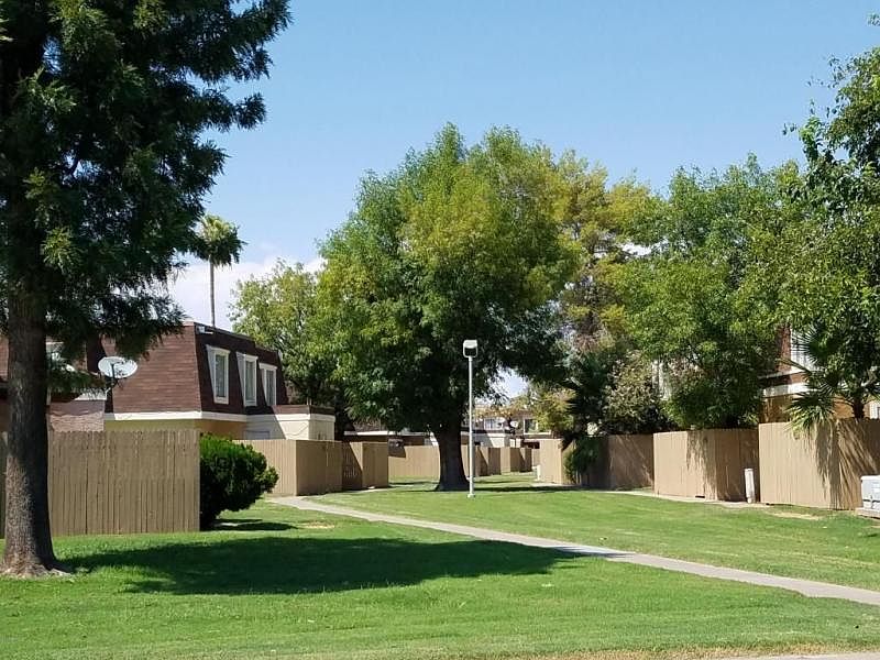 2nd image of 3412 W El Caminito Dr