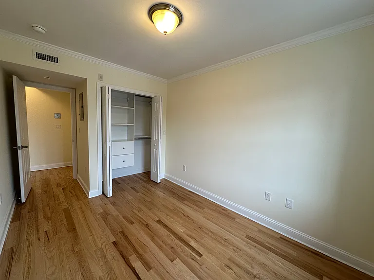 55 Langdon St #6D — Photo 18