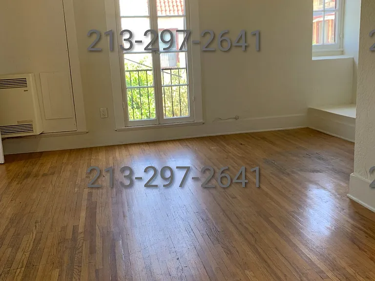 312 N New Hampshire Ave #3 — Photo 1