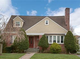 39 Elmwood Ave, West Harrison, NY