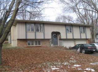 126 Rosebud Ln, Council Bluffs, IA 51503