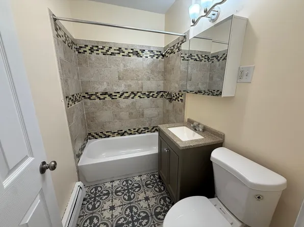 11 Dalrymple St #3, Jamaica Plain, MA 02130