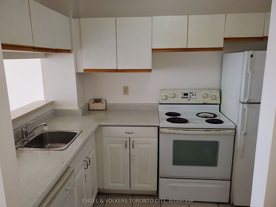 1st image of 3050 Ellesmere Rd #1402
