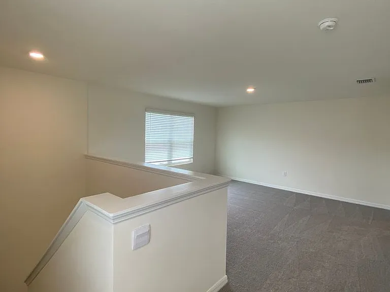 2113 NW 247th Dr — Photo 24