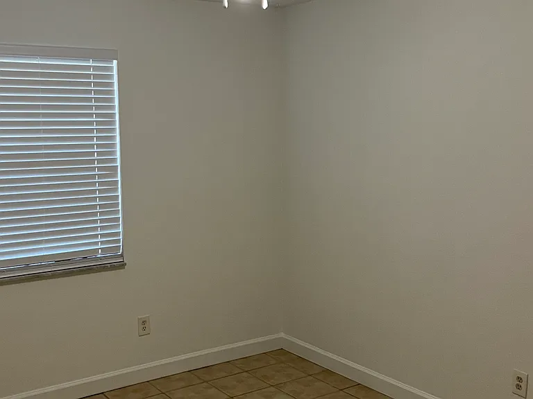 1513 Virginia Ave #1513 — Photo 6