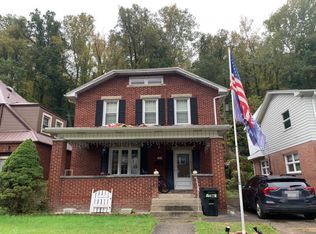 208 Nighbert Ave, Logan, WV 25601