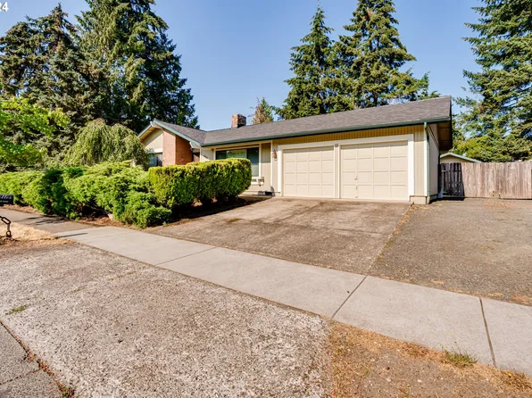 530 66th St, Springfield, OR 97478
