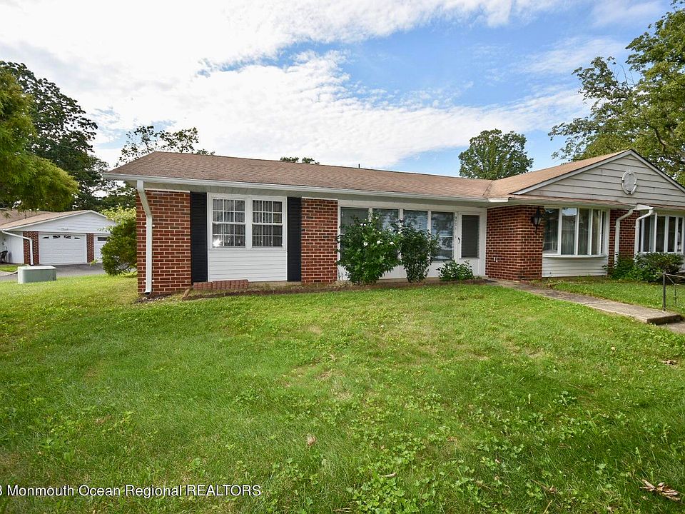 1st image of 970A Argyll Circle