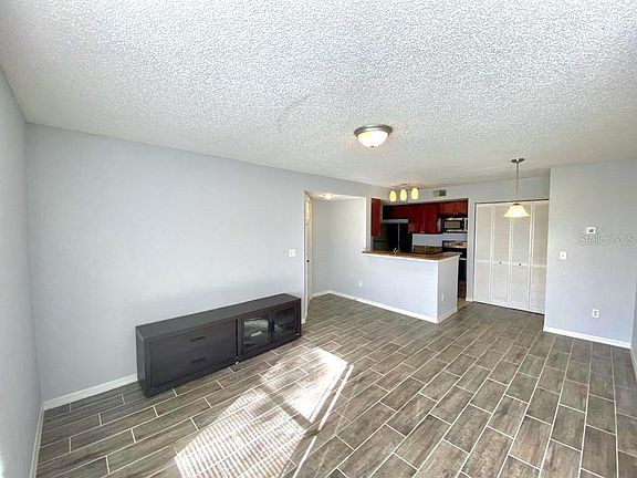 5th image of 5152 Conroy Rd APT 1324