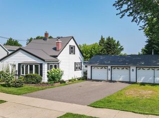 402 E Division St, Greenwood, WI 54437