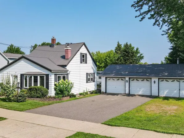 402 East DIVISION STREET, Greenwood, WI 54437