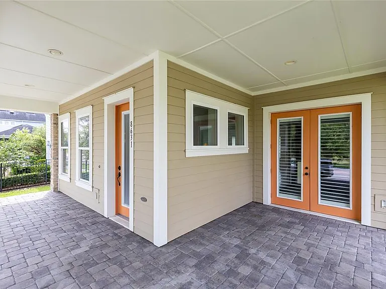 8631 Laureate Blvd — Photo 24