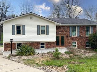 8605 Burlingame Ct, Louisville, KY 40219