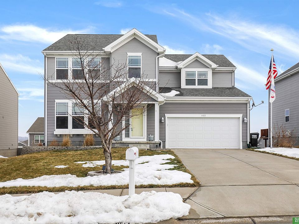 1st image of 8513 S 64th St