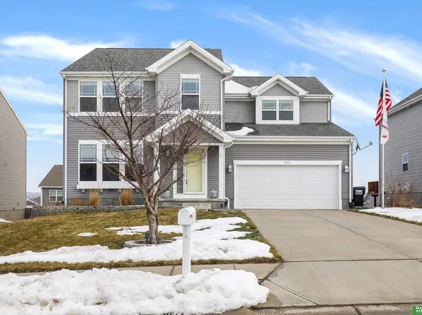 8513 S 64th St, Omaha, NE 68157