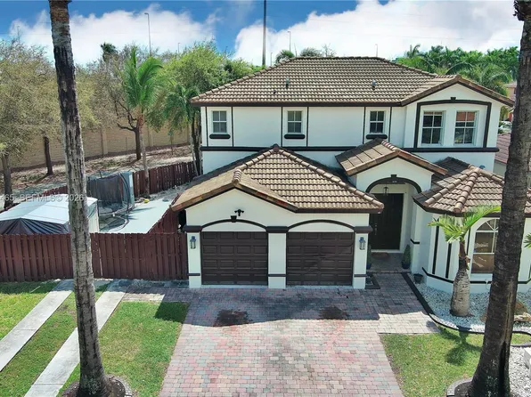 10816 SW 247th St, Homestead, FL 33032