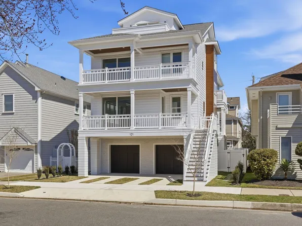 121 N Quincy Ave, Margate, NJ 08402