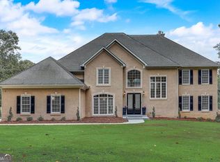 182 Woodcliff Ct, Newnan, GA 30265