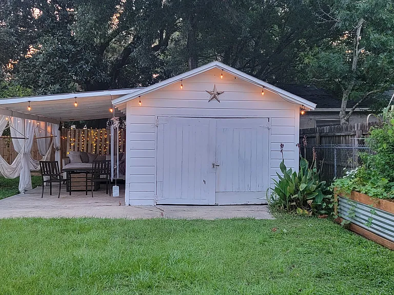 8120 Oakwood St — Photo 13