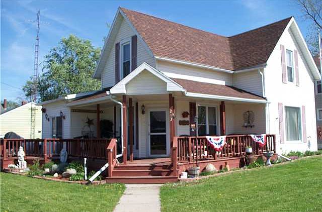 1st image of 213 N Harrison St