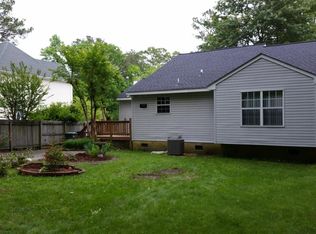 6005 Fox Hill Rd, Williamsburg, VA 23188