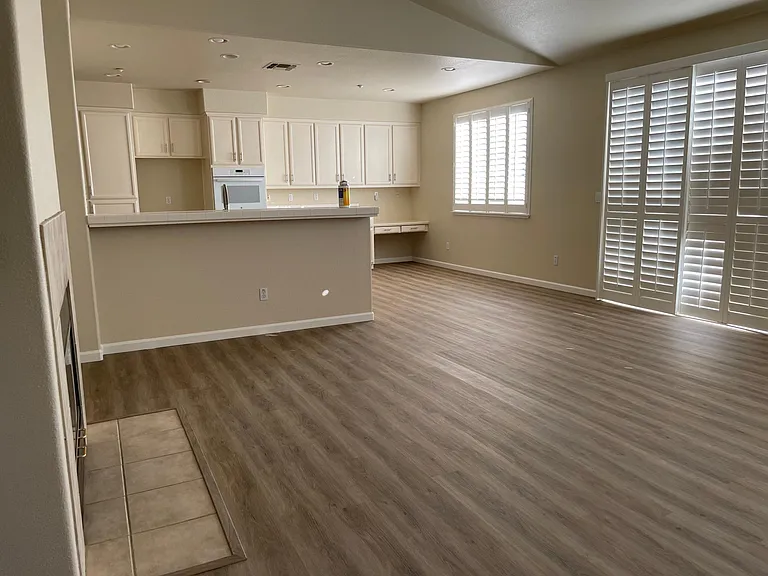 1200 Landover Ct — Photo 9