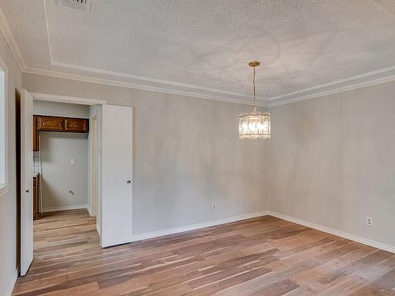 5th image of 506 Morningside Dr