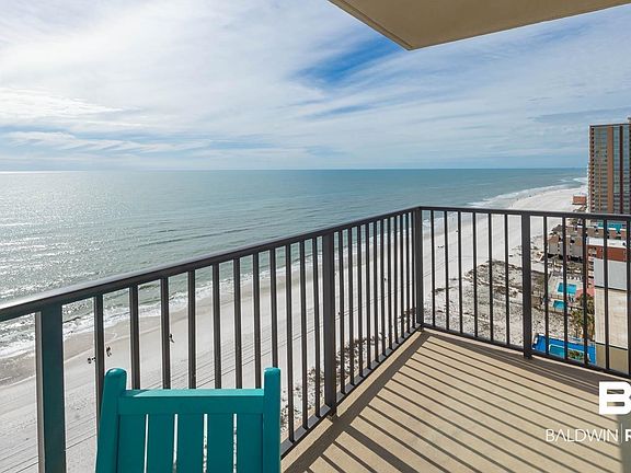 4th image of 533 W Beach Blvd #901