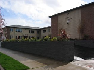 8950 N Kellogg St APT 3, Portland, OR 97203