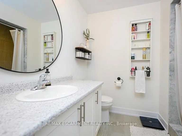 261 Skinner Rd #14 — Photo 9
